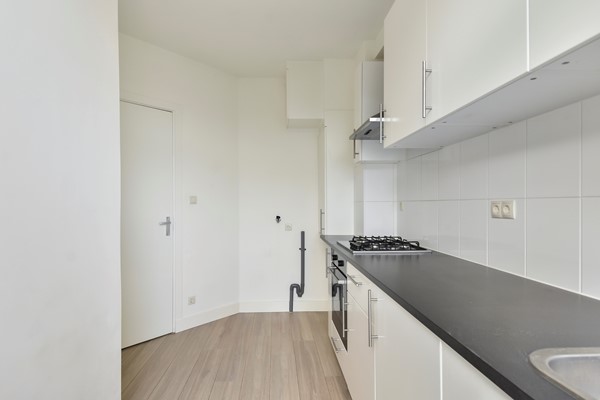 Medium property photo - Eerbeeklaan 8, 2573 HS Den Haag